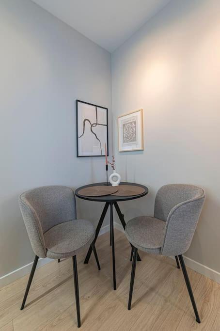 Lovely 1Bd Central Apartment By Hostlovers Kaunas Exterior photo